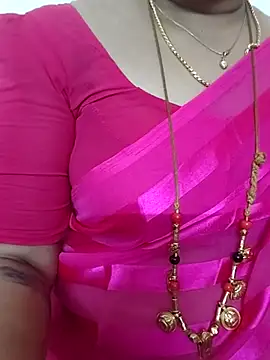 Snapshot of gaurika18 chatting on September 13, 11:43 am gaurika18 online show from September 13, 11:43 am