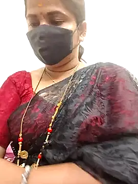 Snapshot of gaurika18 chatting on October 10, 11:20 am gaurika18 online show from October 10, 11:20 am