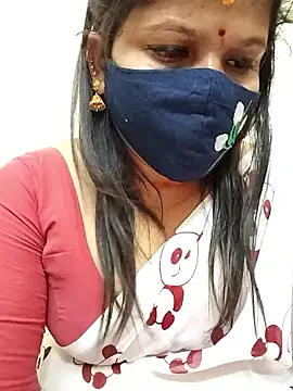 Snapshot of gaurika18 chatting on January 13, 7:46 am gaurika18 online show from January 13, 7:46 am