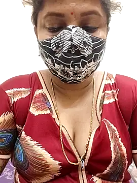 Snapshot of gaurika18 chatting on March 2, 12:01 pm gaurika18 online show from March 2, 12:01 pm