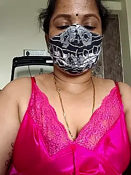 Snapshot of gaurika18 chatting on March 12, 5:57 am gaurika18 online show from March 12, 5:57 am