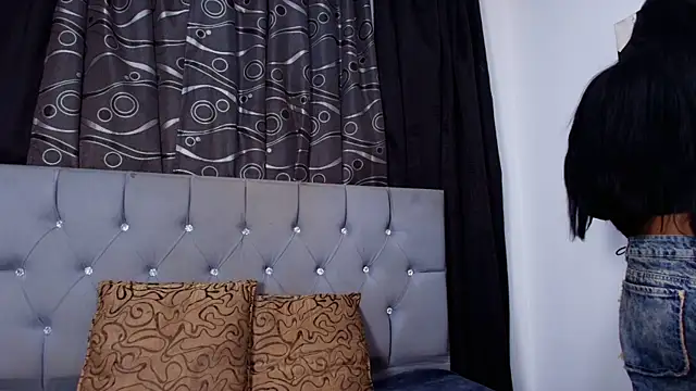 Snapshot of meggan_77 chatting on November 9, 5:17 am meggan 77 online show from November 9, 5:17 am