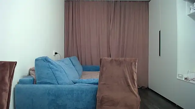 LinaSparks online show from February 28, 3:04 pm