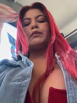 Snapshot of lia_moon77 chatting on November 10, 7:46 pm lia moon77 online show from November 10, 7:46 pm