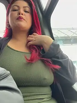 Snapshot of lia_moon77 chatting on December 5, 5:09 pm lia moon77 online show from December 5, 5:09 pm