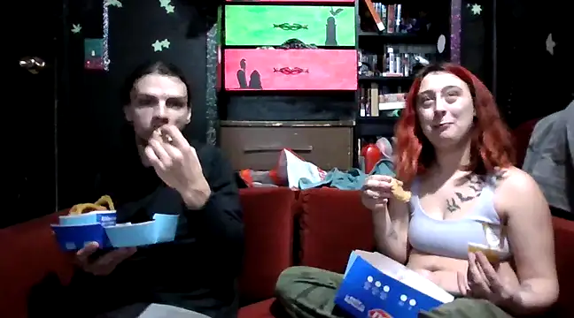 Snapshot of NovaLove2002 chatting on December 13, 3:05 am NovaLove2002 online show from December 13, 3:05 am