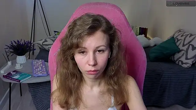 Lill Mary online show from March 16, 12:45 am