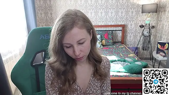 Snapshot of Lill_Mary chatting on May 20, 3:02 am Lill Mary online show from May 20, 3:02 am