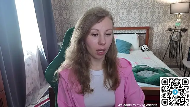 Snapshot of Lill_Mary chatting on May 26, 5:14 am Lill Mary online show from May 26, 5:14 am