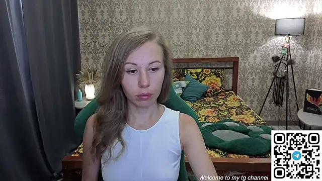 Snapshot of Lill_Mary chatting on June 16, 2:58 am Lill Mary online show from June 16, 2:58 am