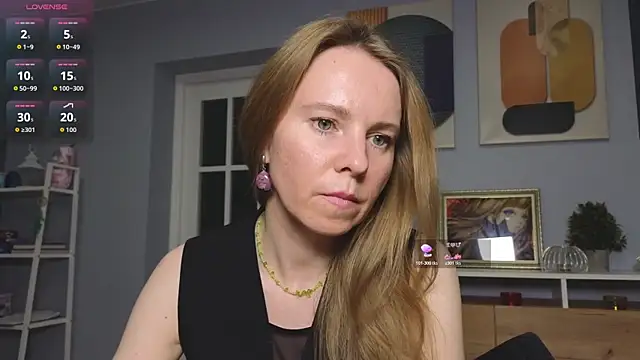 Snapshot of JanePearl chatting on May 14, 8:04 pm JanePearl online show from May 14, 8:04 pm