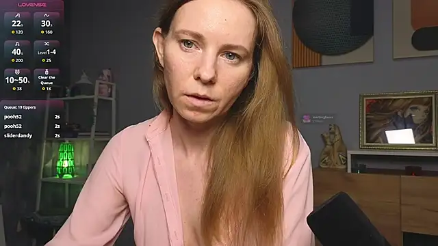 Snapshot of JanePearl chatting on May 25, 7:42 pm JanePearl online show from May 25, 7:42 pm