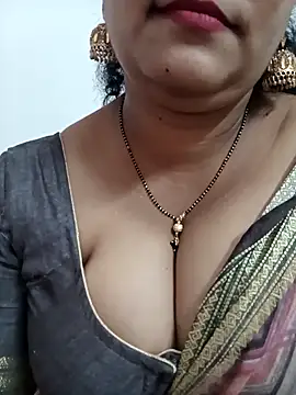 Snapshot of Nyra-23 chatting on November 16, 10:10 am Nyra-23 online show from November 16, 10:10 am