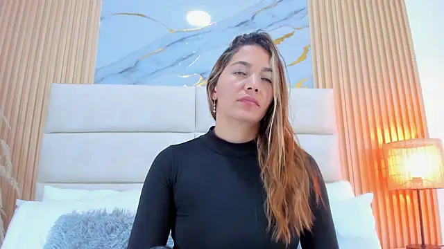 Mia Malkovaa  online show from July 13, 3:04 pm