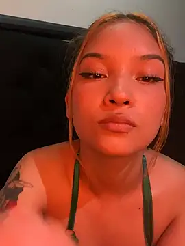 baby lizy online show from January 11, 11:56 pm