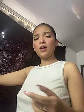 baby lizy online show from March 16, 8:54 pm