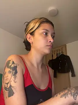 baby lizy online show from October 21, 9:15 pm