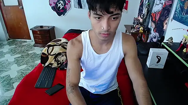 dylan fun18 online show from March 4, 5:45 pm