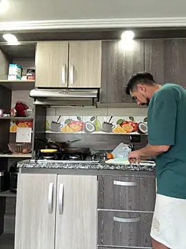 camianddanna online show from November 9, 2:26 pm