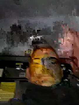 Snapshot of Holaluz2 chatting on December 2, 6:03 pm Holaluz2 online show from December 2, 6:03 pm