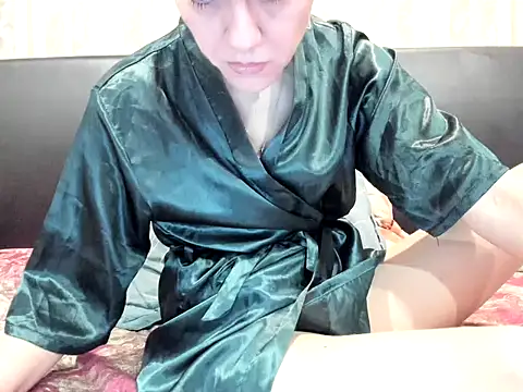 Snapshot of Cookiecutey chatting on March 11, 5:57 pm Cookiecutey online show from March 11, 5:57 pm