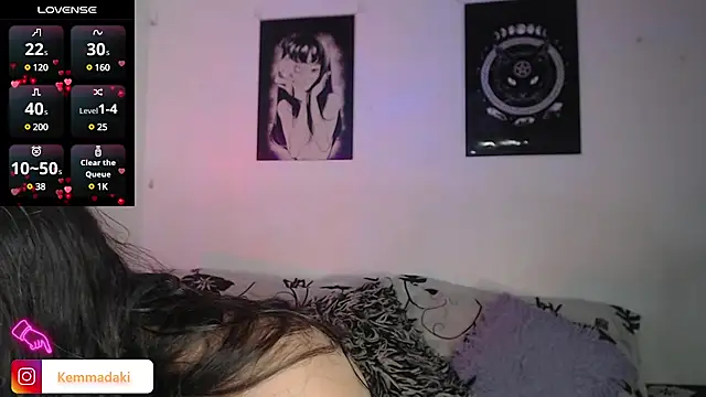 Snapshot of kemmadakii chatting on March 9, 8:31 pm kemmadakii online show from March 9, 8:31 pm