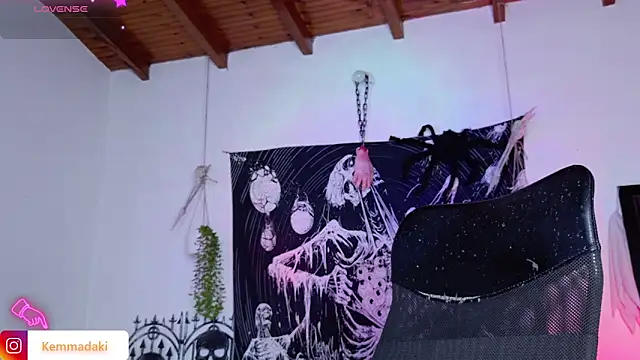 Snapshot of kemmadakii chatting on October 22, 8:30 pm kemmadakii online show from October 22, 8:30 pm