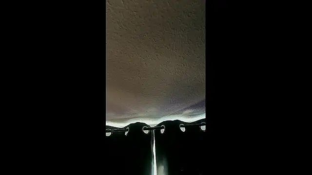 Snapshot of LuggiJack chatting on March 1, 7:21 am LuggiJack online show from March 1, 7:21 am