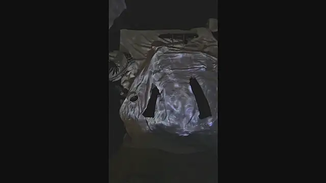 Snapshot of LuggiJack chatting on March 16, 8:40 am LuggiJack online show from March 16, 8:40 am