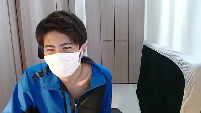 Snapshot of ryota_kkk chatting on November 26, 11:44 am ryota kkk online show from November 26, 11:44 am