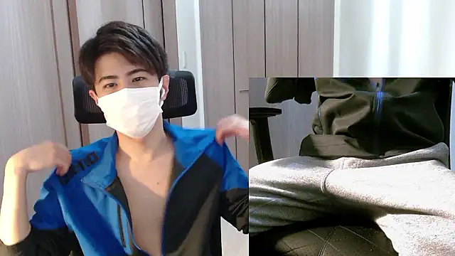 Snapshot of ryota_kkk chatting on December 21, 2:13 pm ryota kkk online show from December 21, 2:13 pm