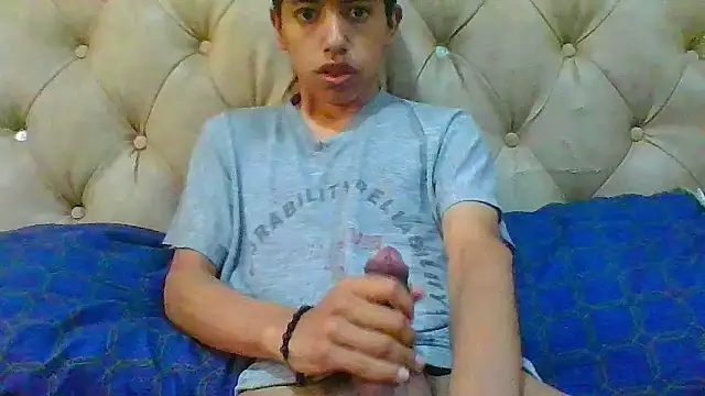 Snapshot of danuel23 chatting on September 10, 4:40 pm danuel23 online show from September 10, 4:40 pm