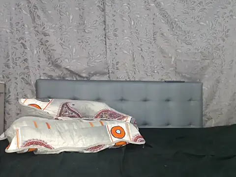 Snapshot of Soe_Lara chatting on May 8, 12:21 pm Soe Lara online show from May 8, 12:21 pm