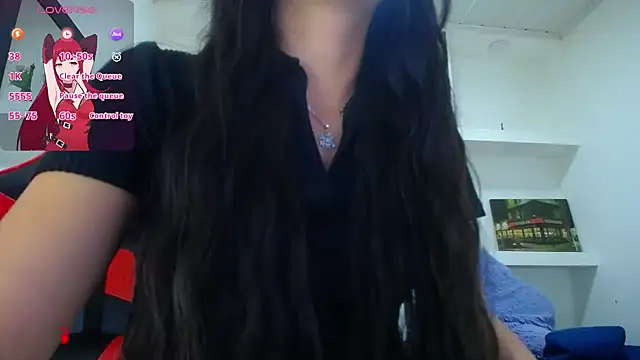 Snapshot of Catalehia_Milk chatting on January 23, 11:15 pm Catalehia Milk online show from January 23, 11:15 pm