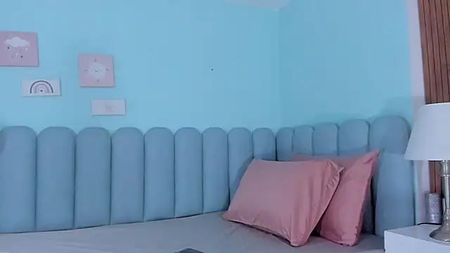 Snapshot of curvy_rousi chatting on November 1, 12:07 pm curvy rousi online show from November 1, 12:07 pm