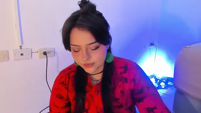 curvy rousi online show from February 20, 3:47 am