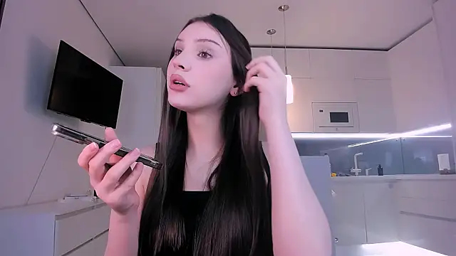 Snapshot of sharon_forever chatting on November 19, 12:49 pm sharon forever online show from November 19, 12:49 pm