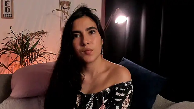 Snapshot of Serenity_Day chatting on February 19, 11:57 pm Serenity Day online show from February 19, 11:57 pm