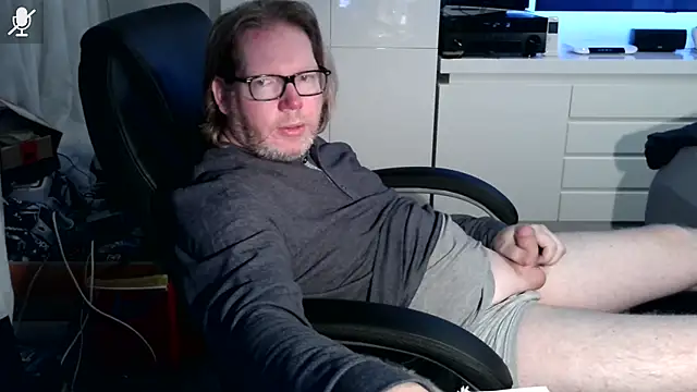 Snapshot of VSteph chatting on October 12, 1:37 am VSteph online show from October 12, 1:37 am