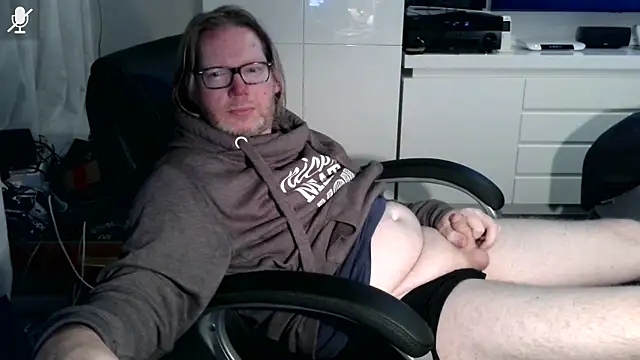 Snapshot of VSteph chatting on October 29, 11:06 pm VSteph online show from October 29, 11:06 pm