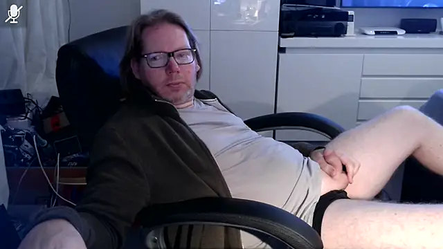 Snapshot of VSteph chatting on November 6, 10:32 pm VSteph online show from November 6, 10:32 pm