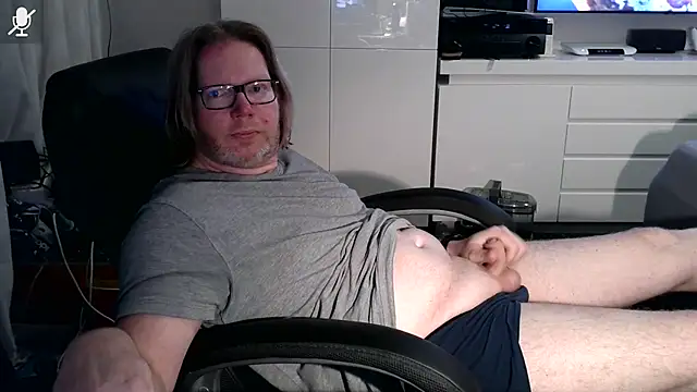 Snapshot of VSteph chatting on November 20, 8:30 pm VSteph online show from November 20, 8:30 pm