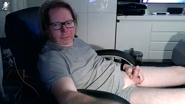 Snapshot of VSteph chatting on November 25, 10:54 pm VSteph online show from November 25, 10:54 pm