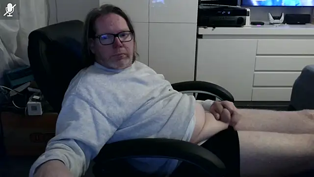 VSteph online show from April 28, 7:19 pm