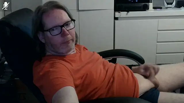 Snapshot of VSteph chatting on June 17, 9:27 pm VSteph online show from June 17, 9:27 pm