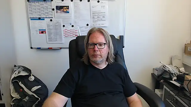 Snapshot of VSteph chatting on July 29, 4:05 pm VSteph online show from July 29, 4:05 pm