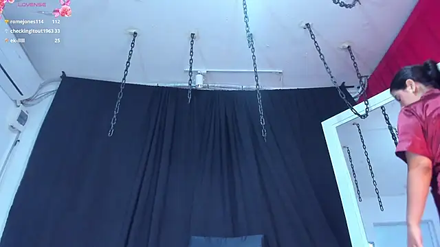 AnithaaYork online show from June 14, 2:24 am