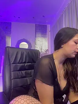 liss black online show from July 1, 3:41 am