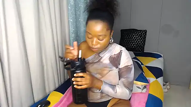 Sexyboobs330 online show from March 16, 3:47 am