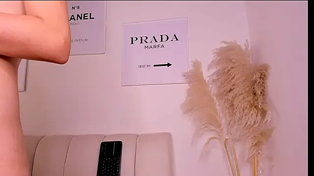 april higgins online show from March 3, 5:07 pm